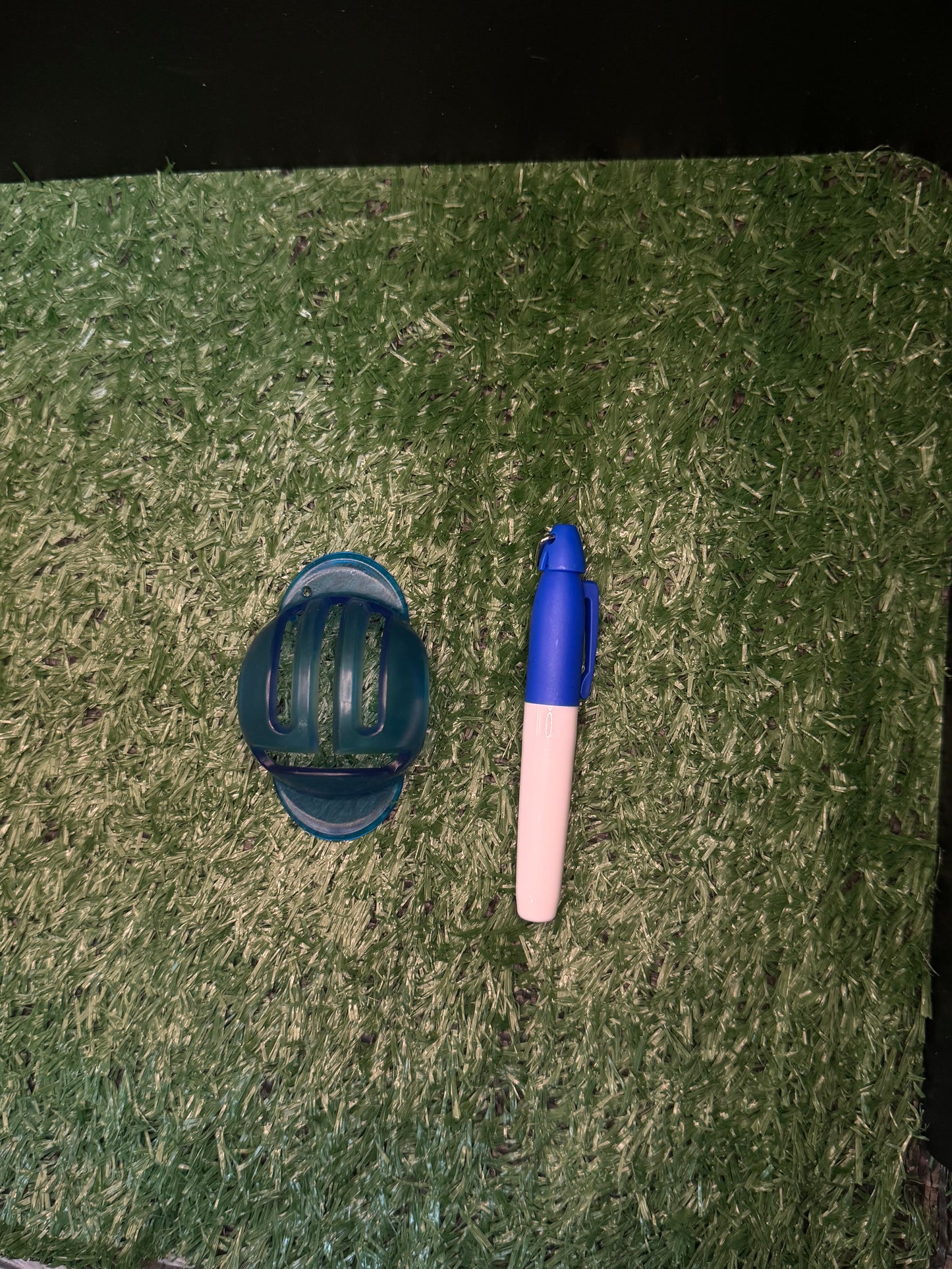 Birdie Box - Golf Essentials Kit.