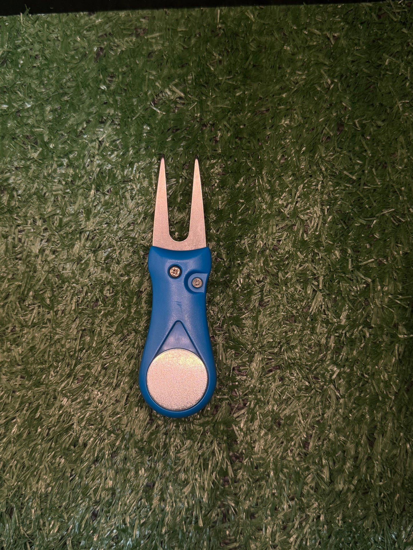 Birdie Box - Golf Essentials Kit.
